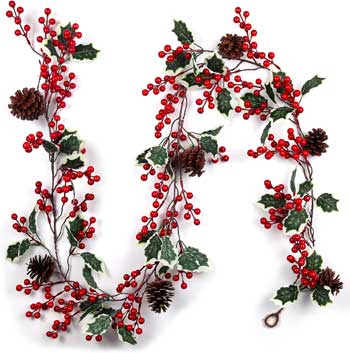 Berry-Pinecone Garland with Holly Leaves
