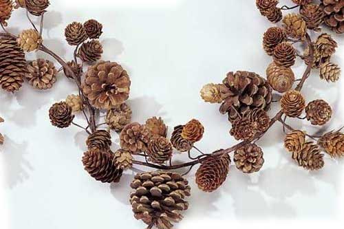 Natural Pine Cone Garland with Real Pinecones